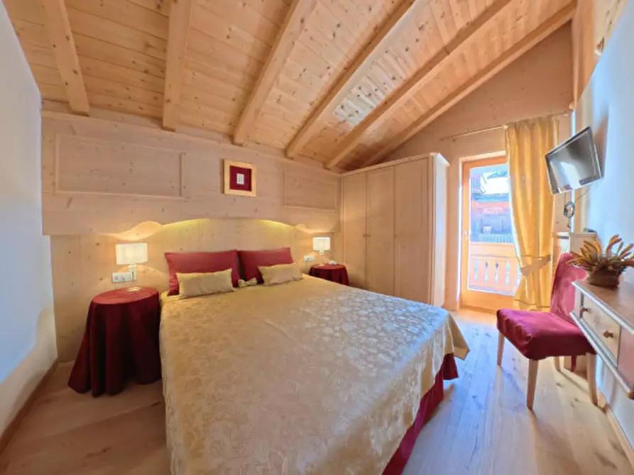 Immagine 6 di Appartamento in vendita  in via Gherdenia 41/A a Santa Cristina Valgardena .St Christina In G.