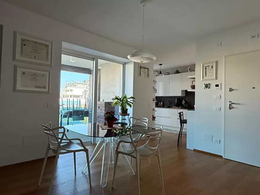 Immagine 1 di Appartamento in vendita  in Via Francesco Podesti a Senigallia