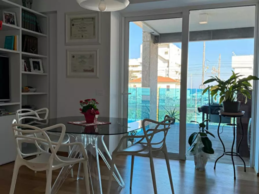 Immagine 2 di Appartamento in vendita  in Via Francesco Podesti a Senigallia