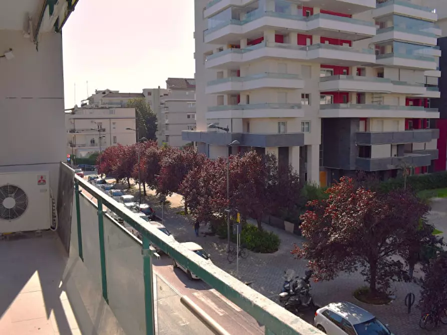 Immagine 12 di Appartamento in vendita  in Via Raffaello Sanzio a Pescara