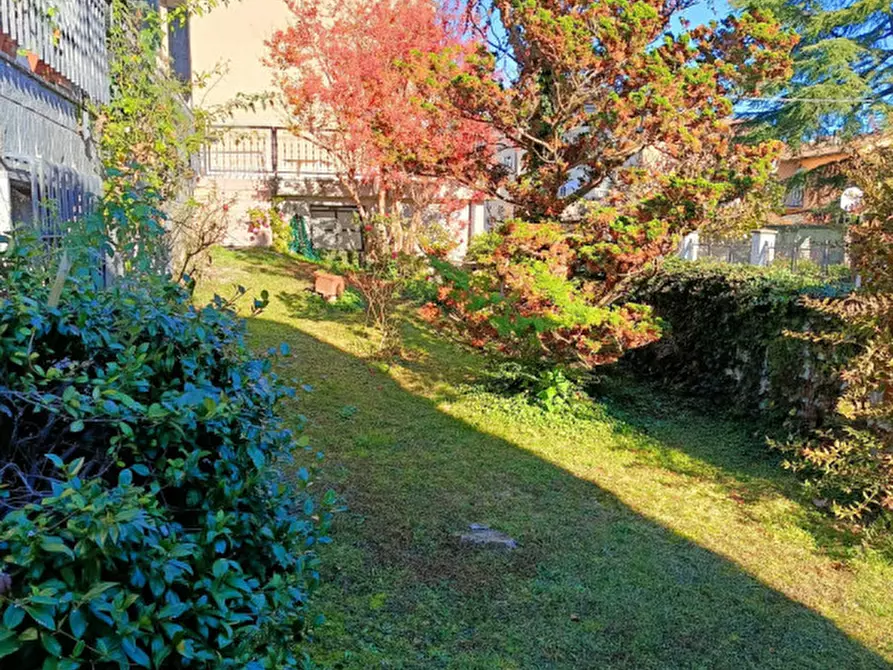 Immagine 5 di Villa in vendita  in Via Magenta  5 a Morano Sul Po