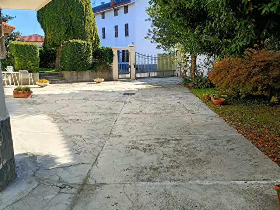 Immagine 6 di Villa in vendita  in Via Magenta  5 a Morano Sul Po