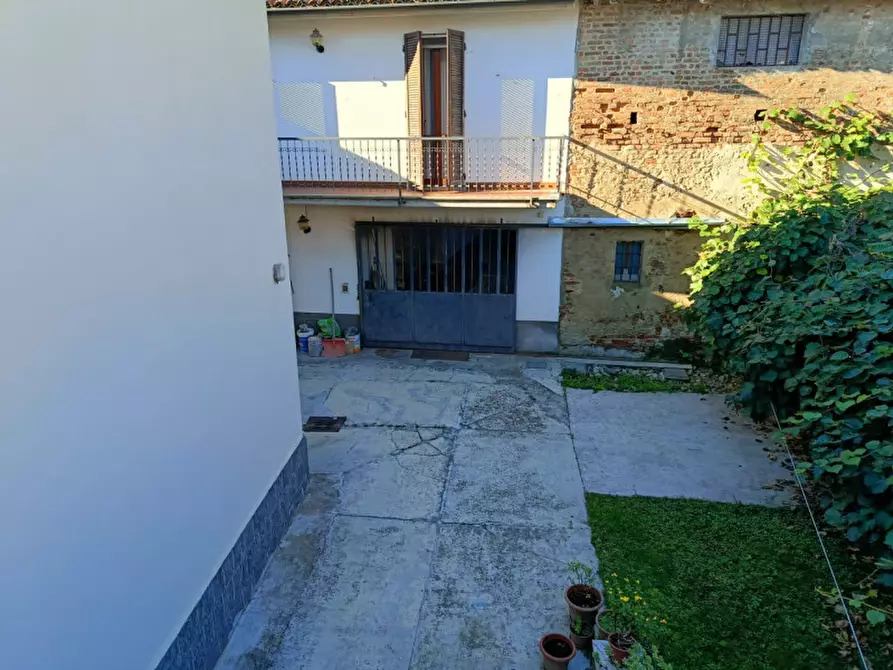 Immagine 35 di Villa in vendita  in Via Magenta  5 a Morano Sul Po