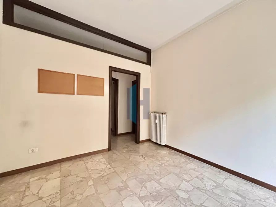 Immagine 6 di Ufficio in affitto  in Viale Italia a Brescia