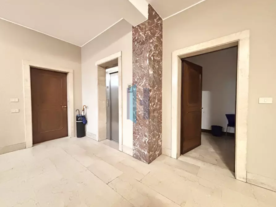 Immagine 17 di Ufficio in affitto  in Viale Italia a Brescia