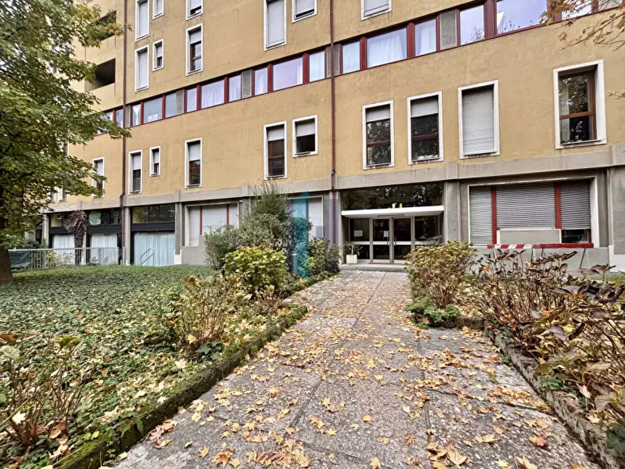 Immagine 19 di Ufficio in affitto  in Viale Italia a Brescia