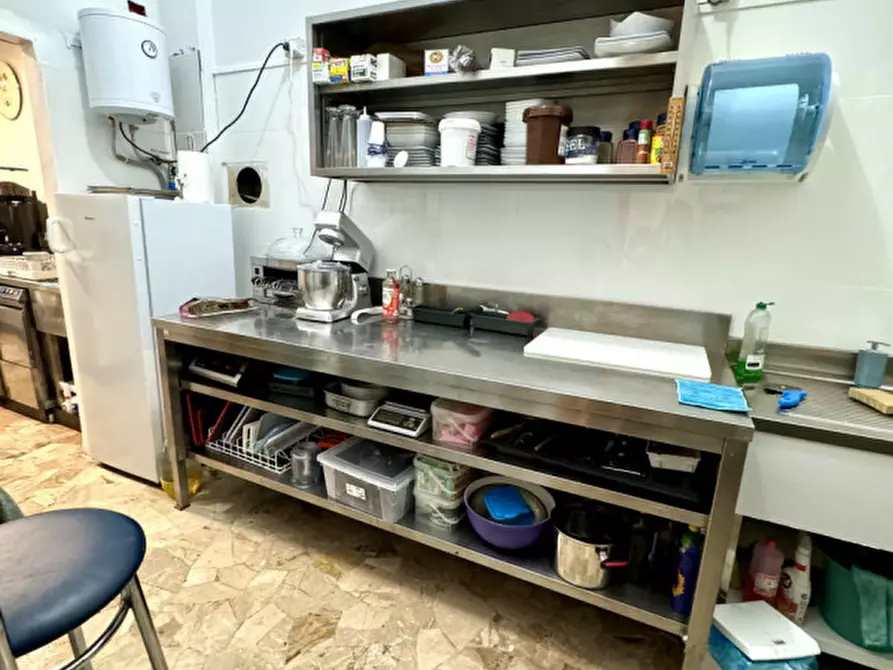 Immagine 7 di Attività commerciale in vendita  in Viale marconi 57 a Pordenone