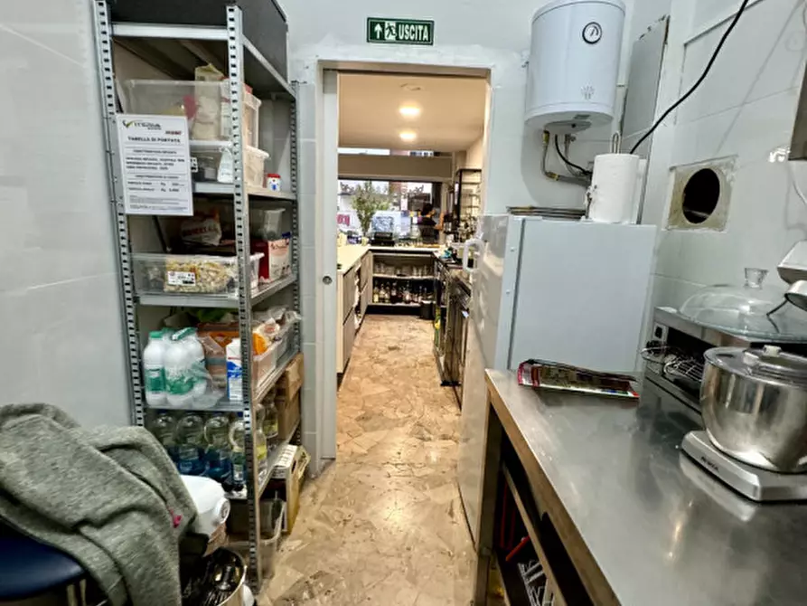 Immagine 8 di Attività commerciale in vendita  in Viale marconi 57 a Pordenone