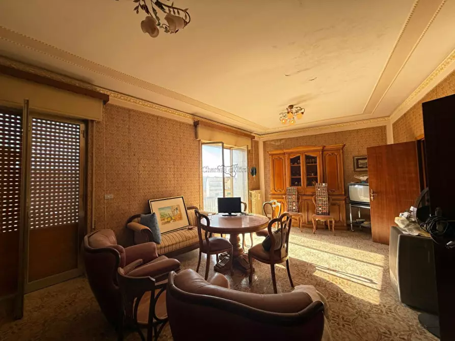 Immagine 10 di Appartamento in vendita  in Via Dente a Modica