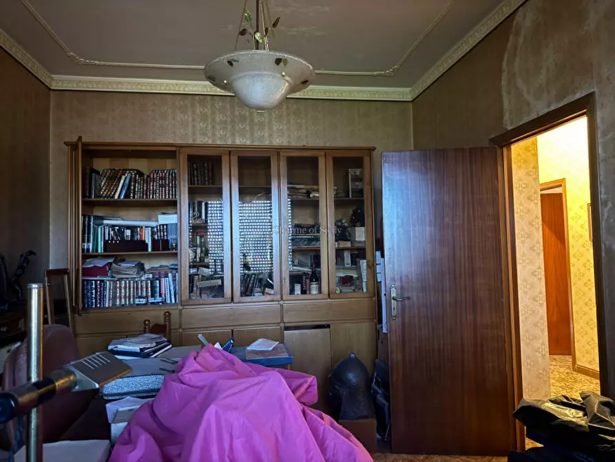 Immagine 15 di Appartamento in vendita  in Via Dente a Modica