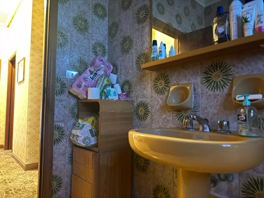 Immagine 23 di Appartamento in vendita  in Via Dente a Modica