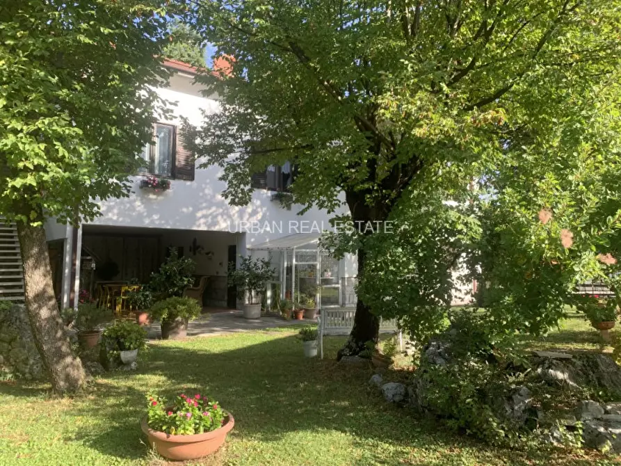 Immagine 18 di Villa in vendita  in Padriciano 177 a Trieste