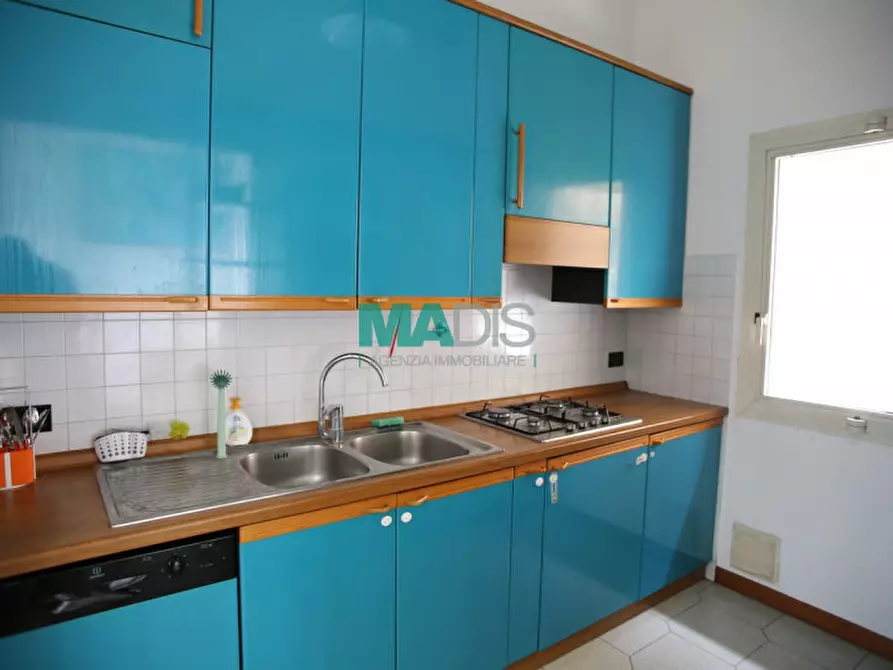 Immagine 5 di Appartamento in vendita  in Piazza Giovanni Ciardi a Prato