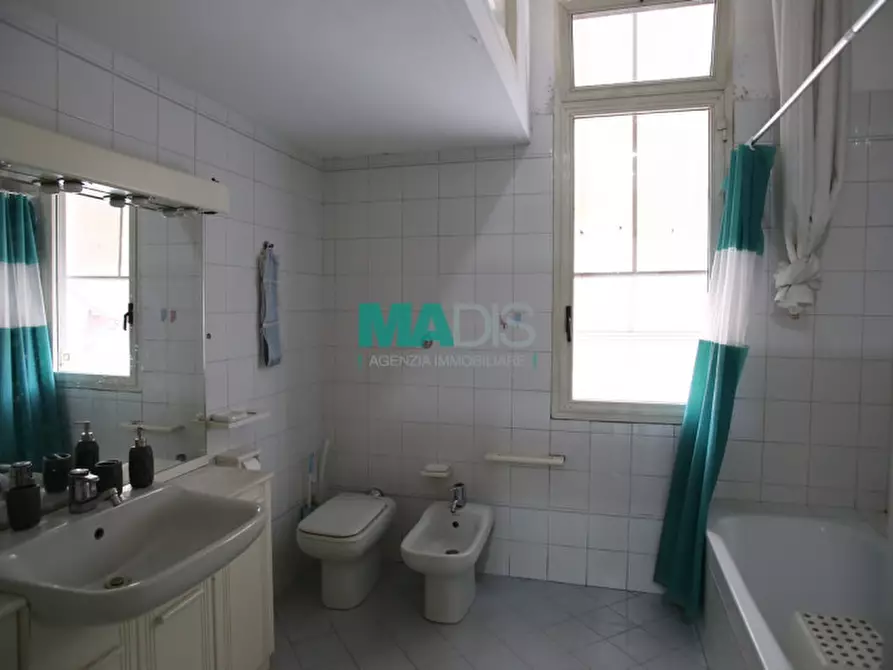 Immagine 12 di Appartamento in vendita  in Piazza Giovanni Ciardi a Prato