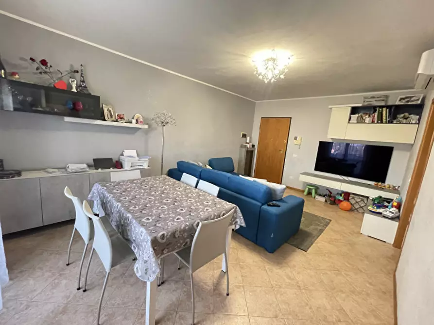 Immagine 3 di Appartamento in vendita  a Suzzara