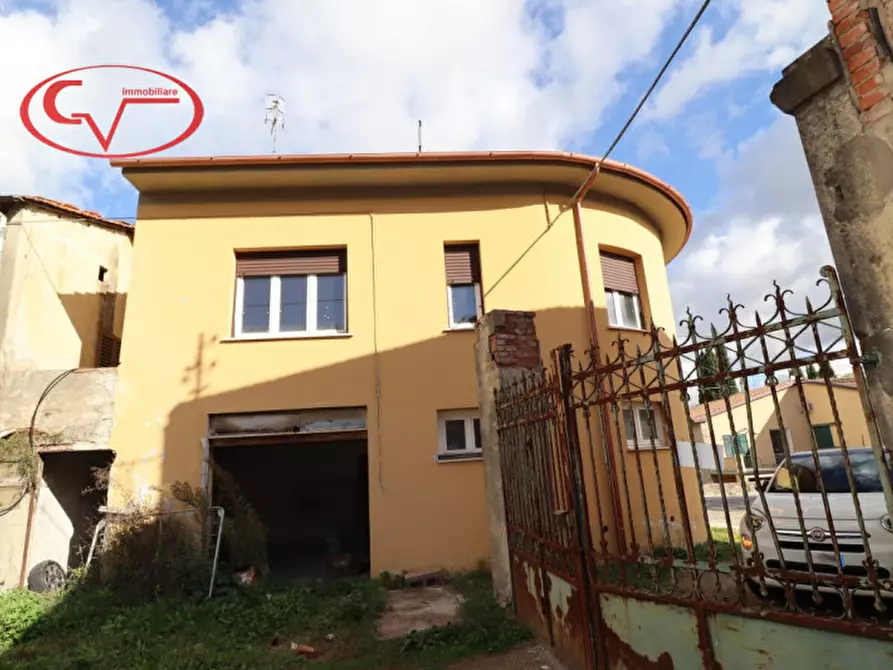 casa indipendente in vendita a Montevarchi