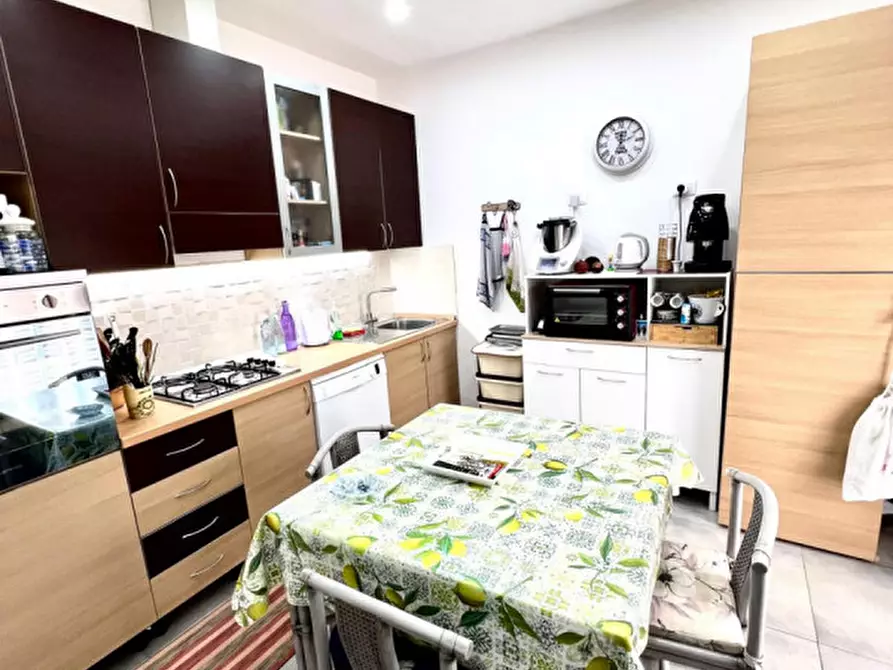 Immagine 3 di Appartamento in vendita  in VIA SFERRACAVALLO a Palermo