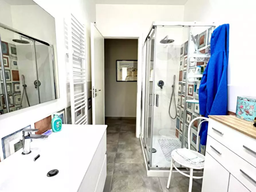 Immagine 13 di Appartamento in vendita  in VIA SFERRACAVALLO a Palermo