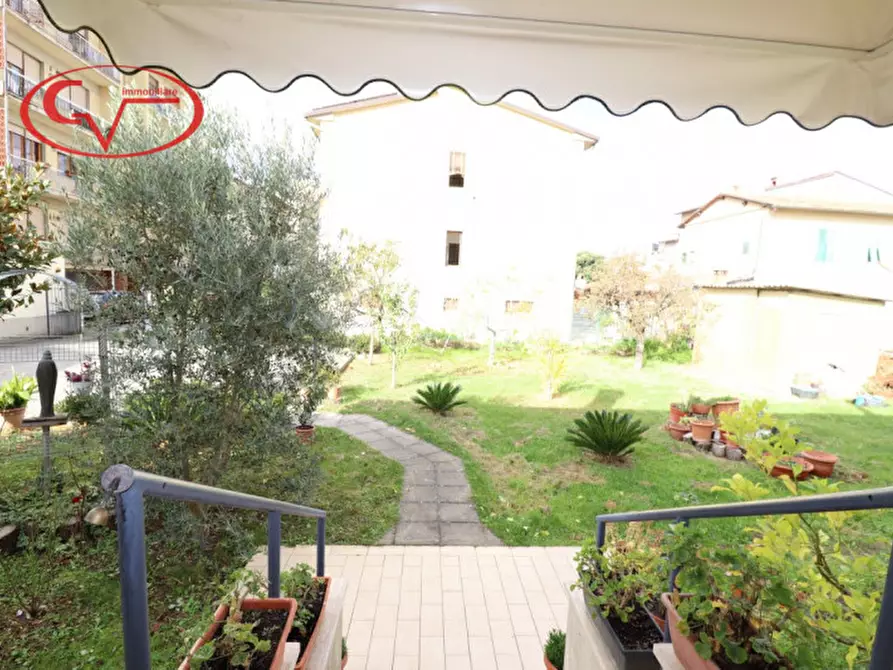 Immagine 6 di Casa indipendente in vendita  in via cilembrini a Montevarchi