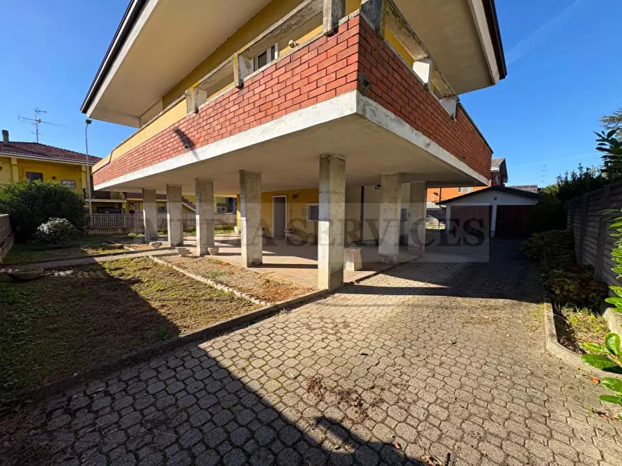 Immagine 35 di Villa in vendita  in via Papa Luciani n° 2 a Mezzana Rabattone