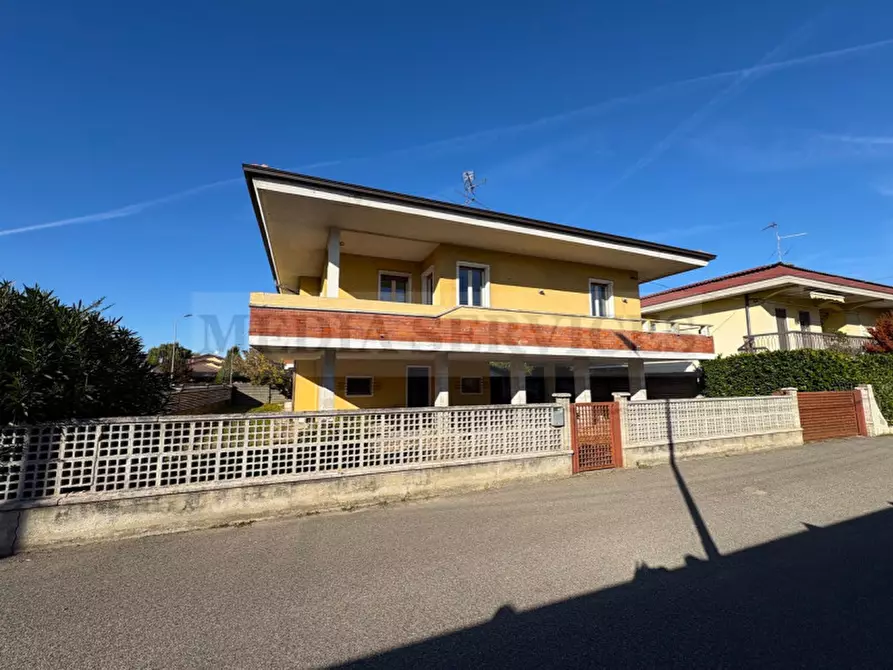 Immagine 41 di Villa in vendita  in via Papa Luciani n° 2 a Mezzana Rabattone