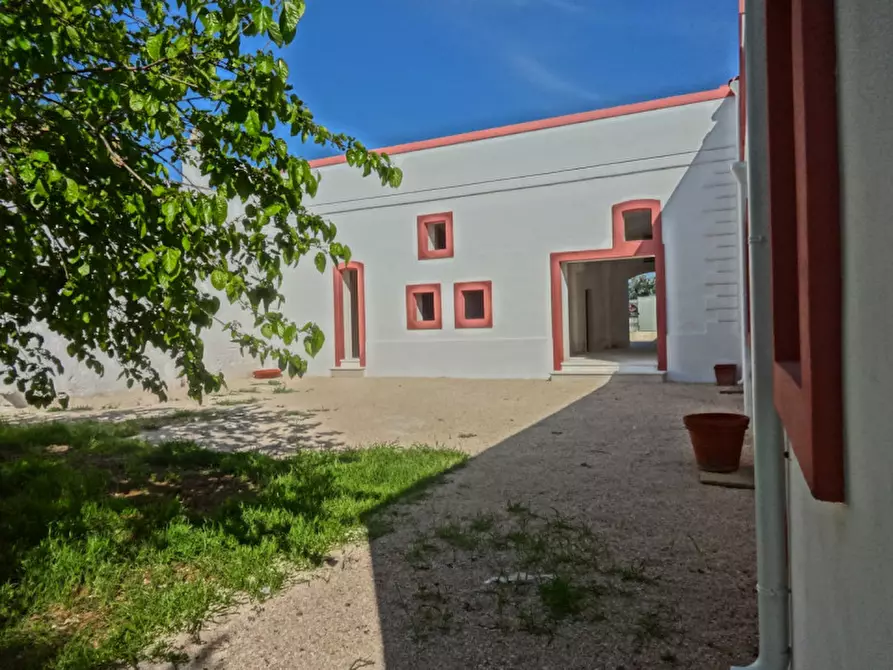 Immagine 9 di Casa indipendente in vendita  in Sp 93 a Fasano