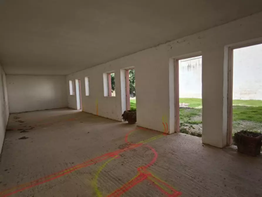 Immagine 48 di Casa indipendente in vendita  in Sp 93 a Fasano