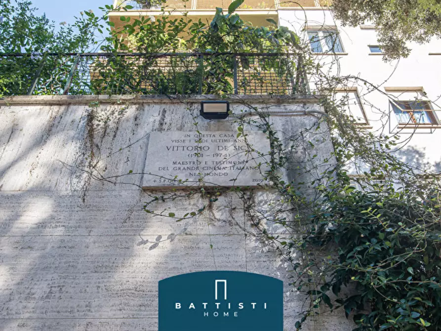 Immagine 2 di Appartamento in vendita  in Via Aventina a Roma