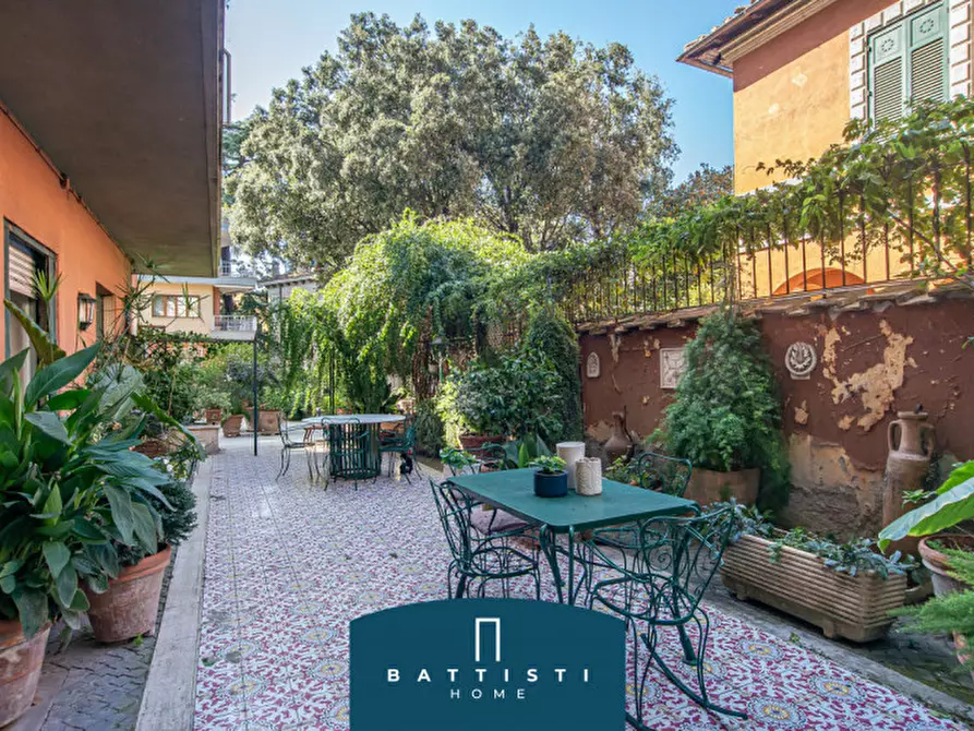 Immagine 5 di Appartamento in vendita  in Via Aventina a Roma