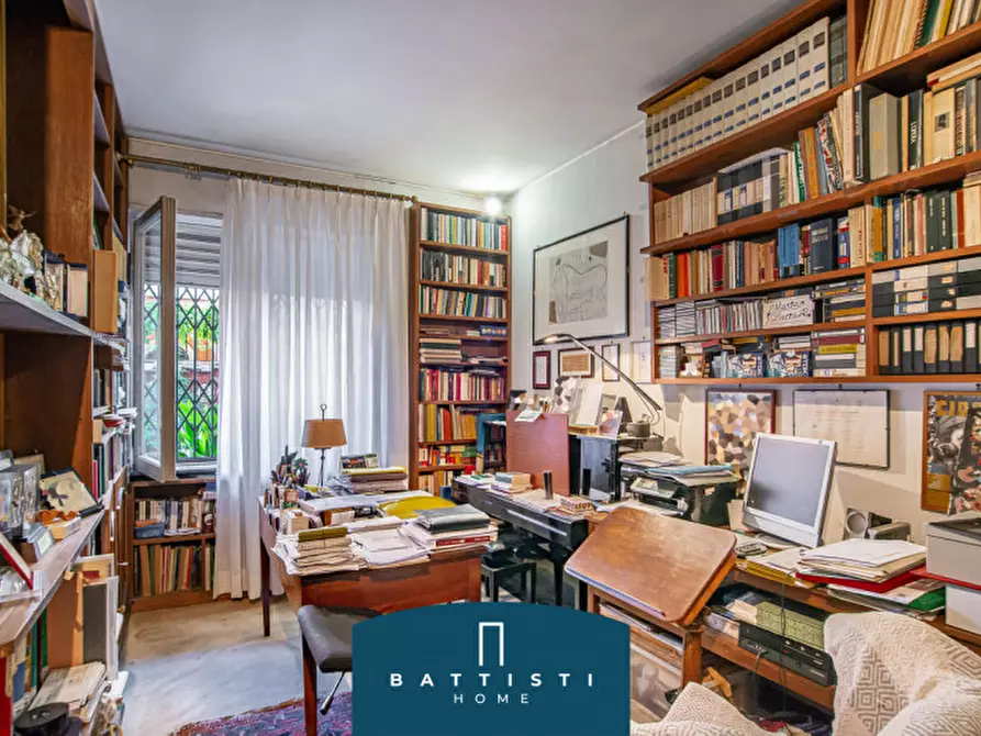 Immagine 11 di Appartamento in vendita  in Via Aventina a Roma