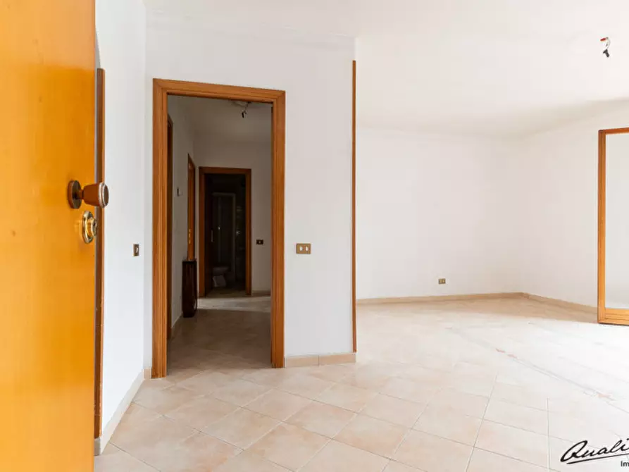 Immagine 3 di Appartamento in vendita  in Via Gaetano Giorgio Gemmellaro a Roma