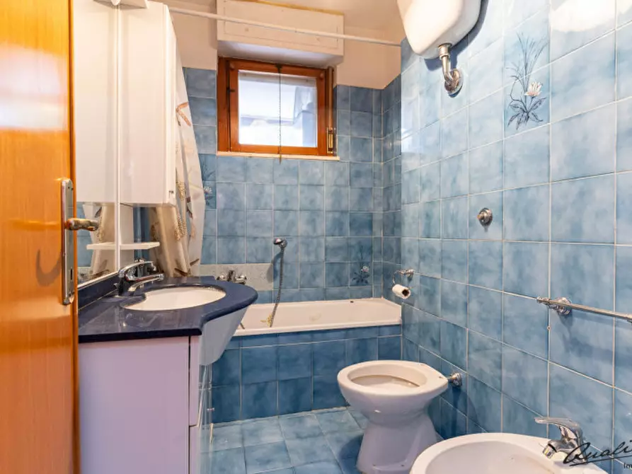 Immagine 23 di Appartamento in vendita  in Via Gaetano Giorgio Gemmellaro a Roma