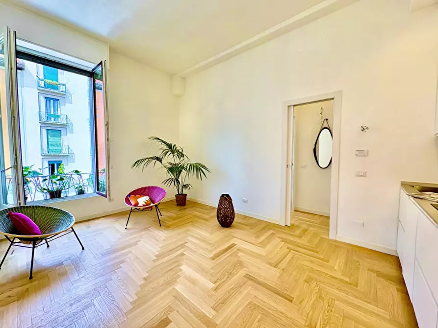 Immagine 4 di Appartamento in vendita  in Via Eugenio Villoresi a Milano