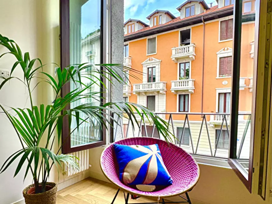 Immagine 5 di Appartamento in vendita  in Via Eugenio Villoresi a Milano