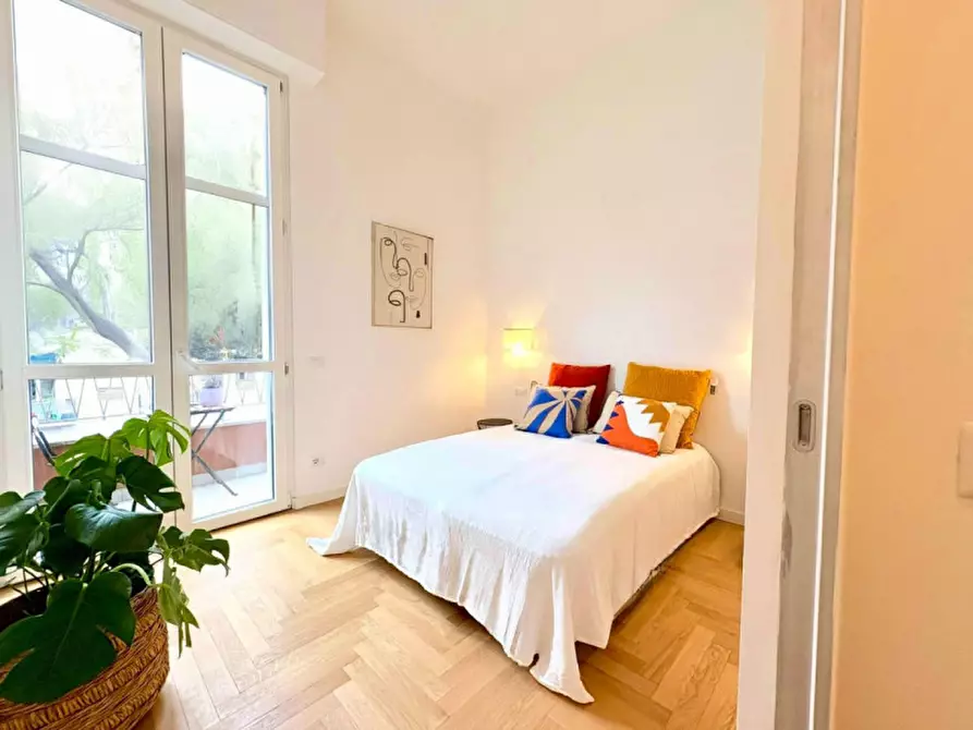 Immagine 13 di Appartamento in vendita  in Via Eugenio Villoresi a Milano