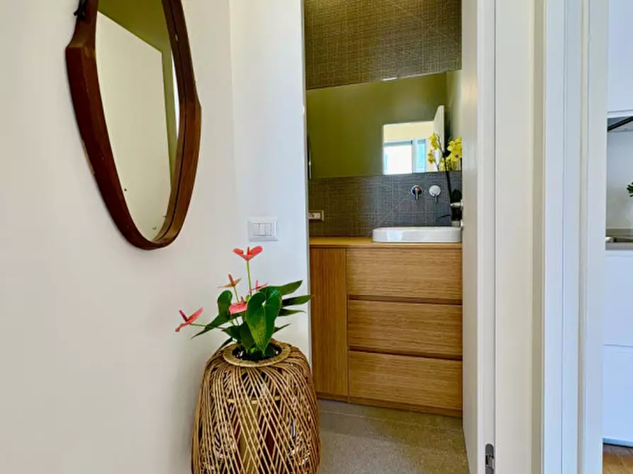 Immagine 18 di Appartamento in vendita  in Via Eugenio Villoresi a Milano