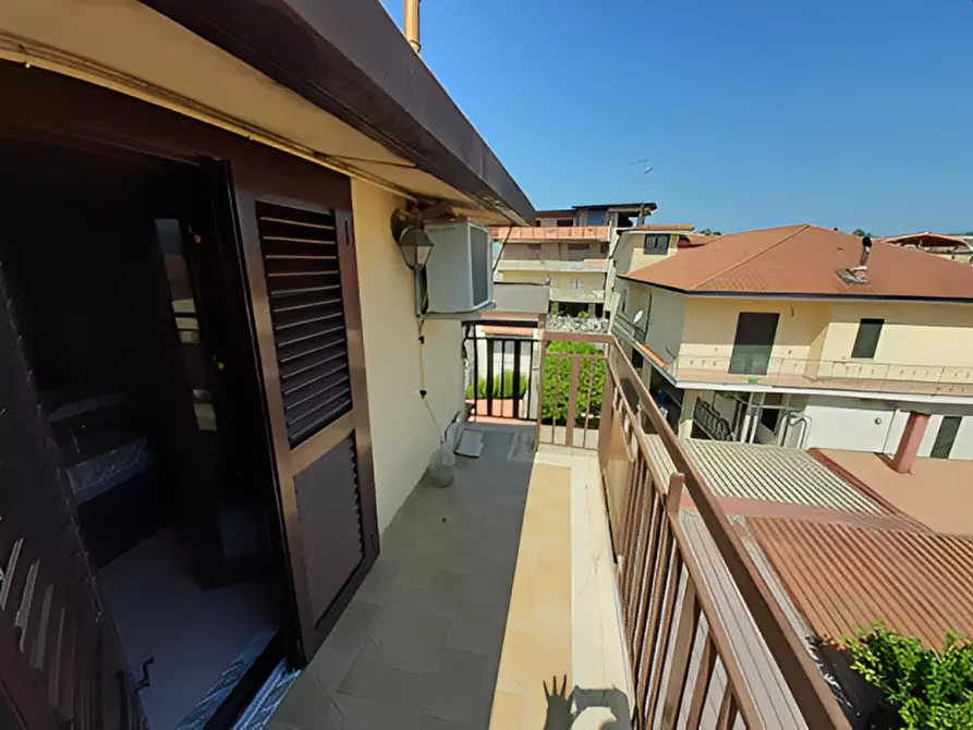 Immagine 7 di Appartamento in vendita  in Via Fratelli Bandiera - I traversa n. 8 a Teverola