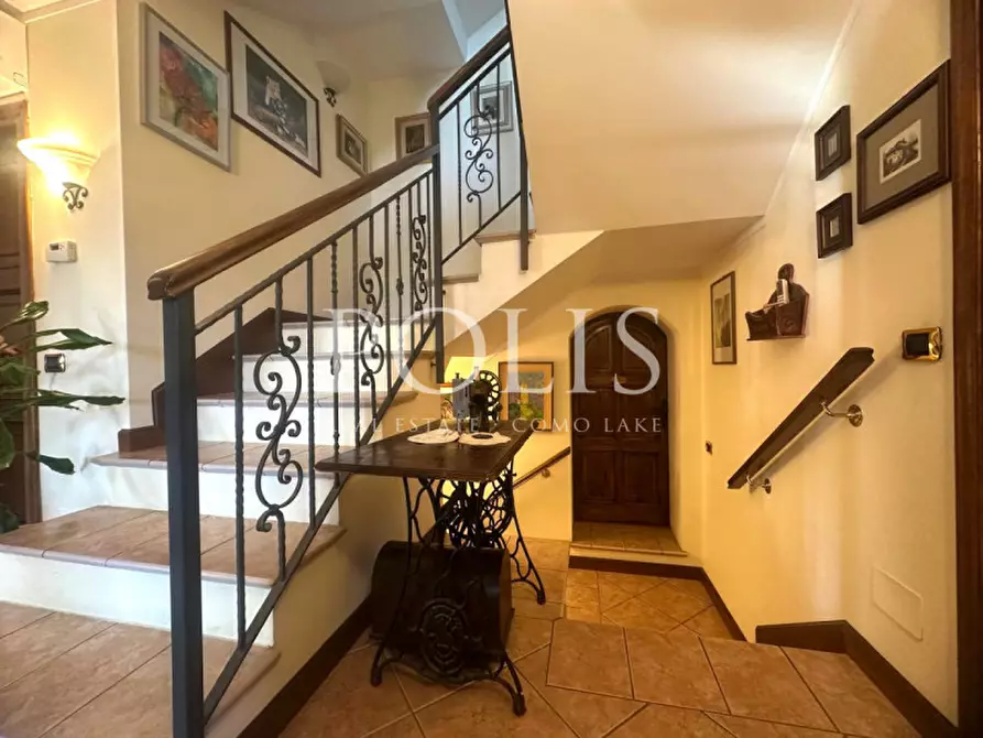 Immagine 8 di Villa in vendita  in via Gentrino a Cernobbio