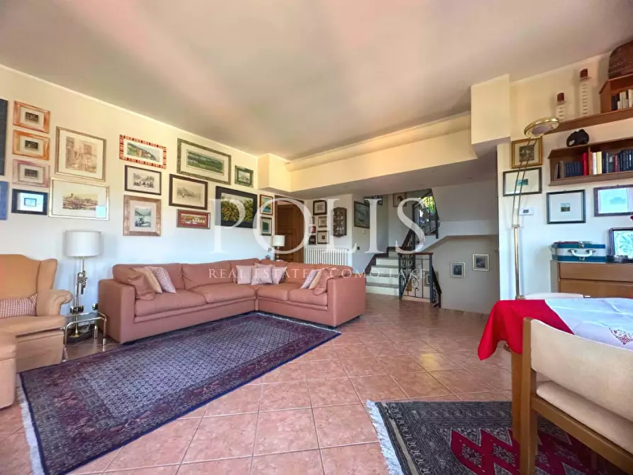 Immagine 10 di Villa in vendita  in via Gentrino a Cernobbio