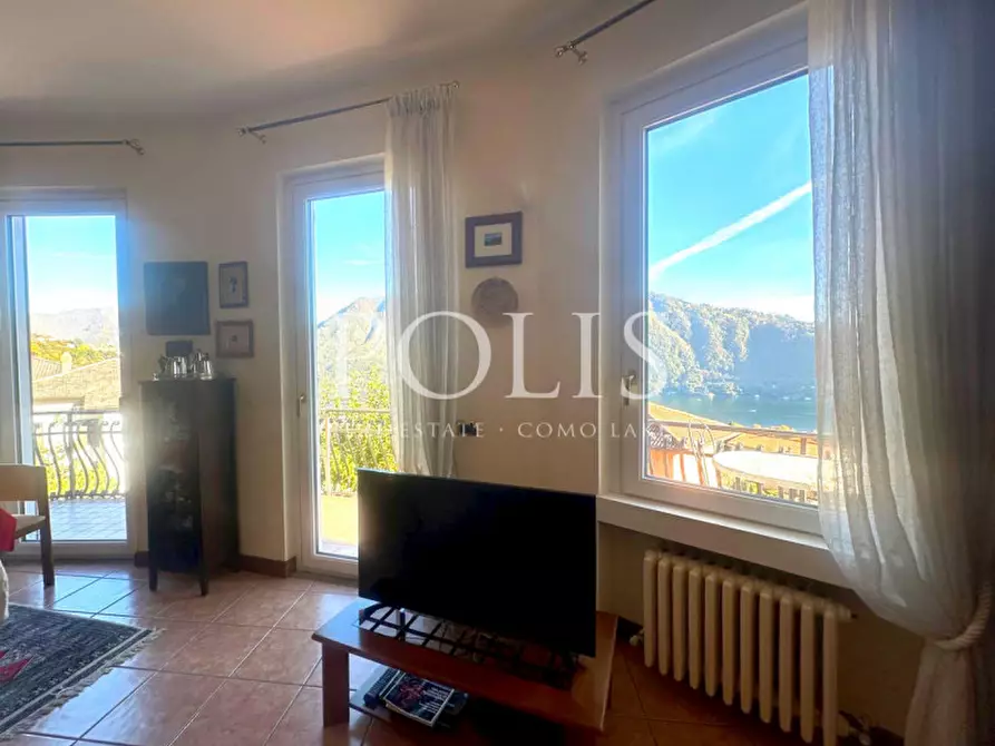 Immagine 13 di Villa in vendita  in via Gentrino a Cernobbio