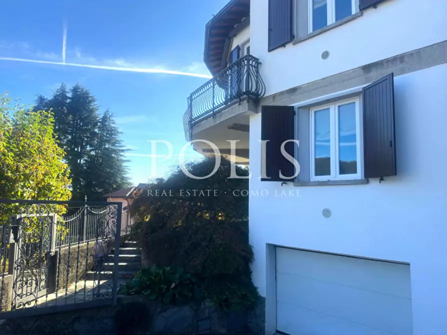 Immagine 34 di Villa in vendita  in via Gentrino a Cernobbio
