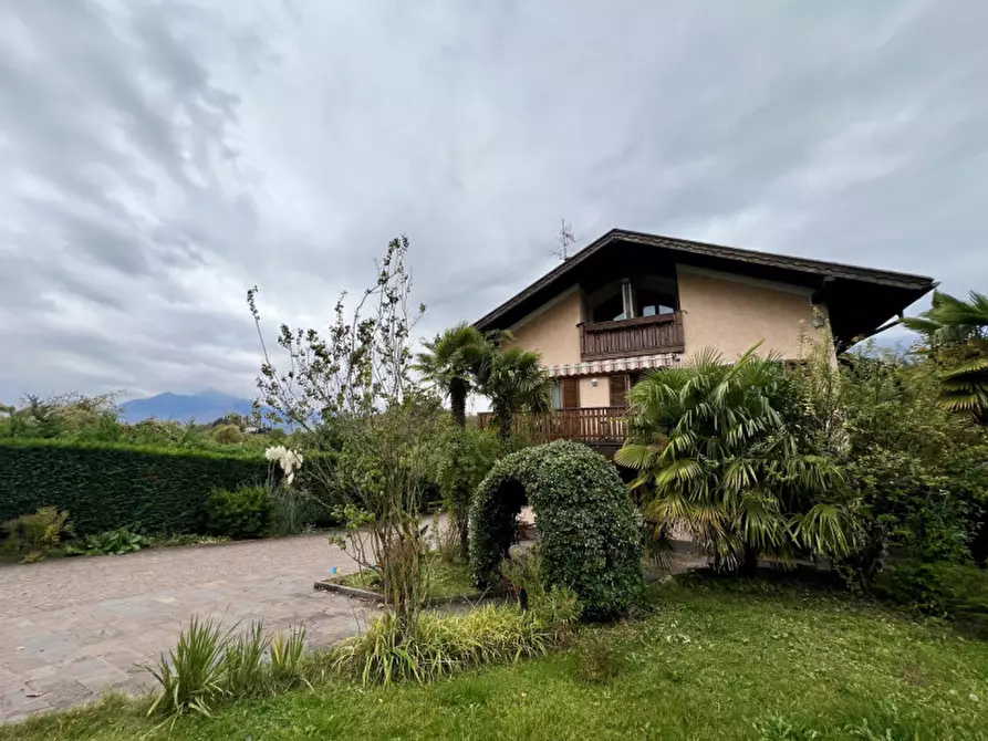 Immagine 3 di Casa indipendente in vendita  in Via del Porfido 31 a Trento