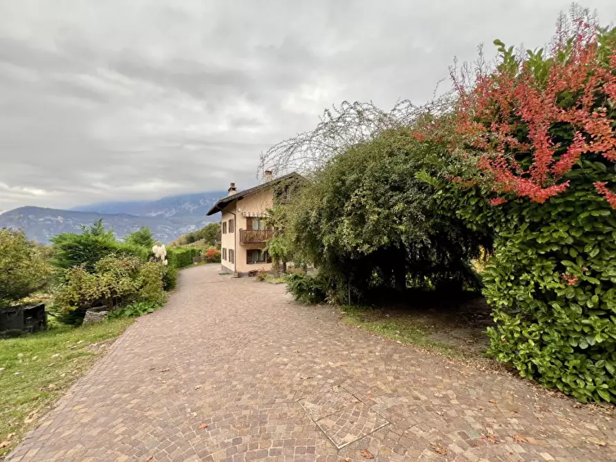 Immagine 5 di Casa indipendente in vendita  in Via del Porfido 31 a Trento