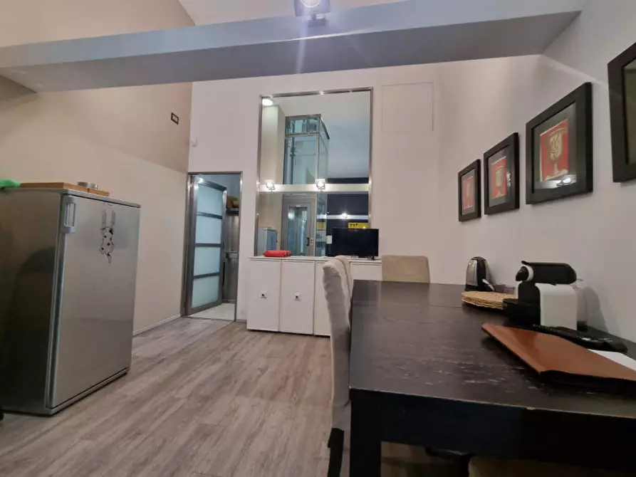 Immagine 25 di Appartamento in vendita  in VIA GUELFA a Firenze