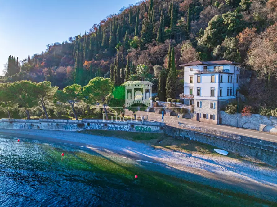Immagine 3 di Appartamento in vendita  in Via Roma a Toscolano-Maderno