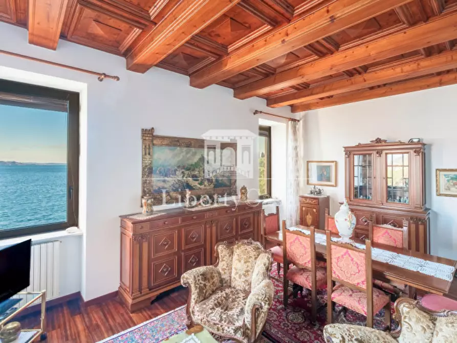 Immagine 6 di Appartamento in vendita  in Via Roma a Toscolano-Maderno