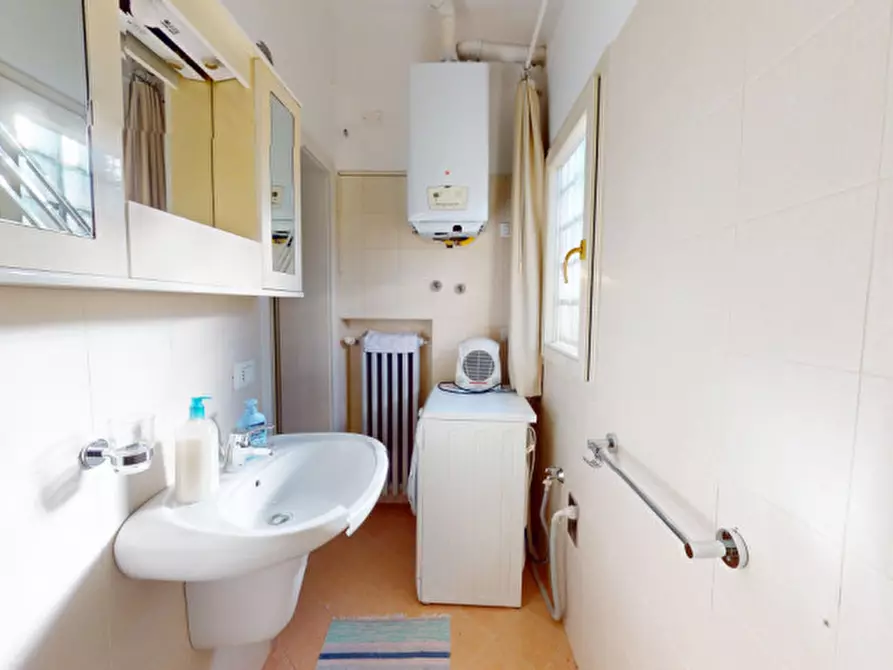 Immagine 13 di Appartamento in vendita  in Viale Trieste 351 a Vicenza