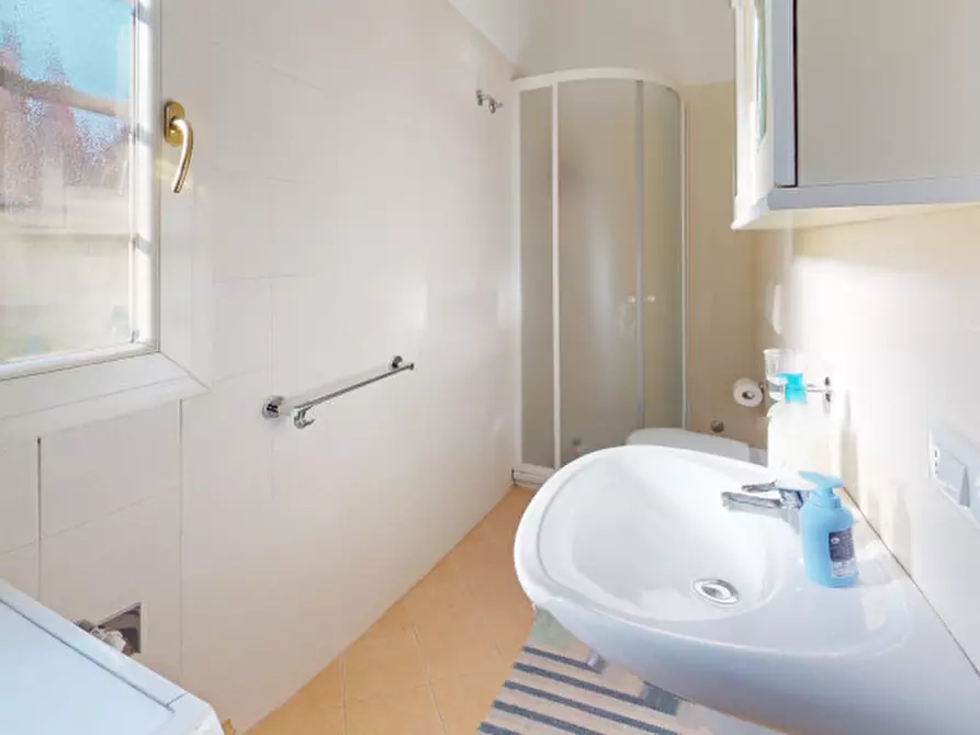 Immagine 14 di Appartamento in vendita  in Viale Trieste 351 a Vicenza