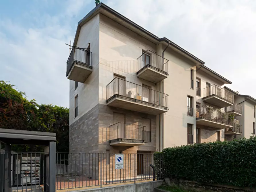 Immagine 2 di Appartamento in vendita  in strada di sassi 20 a Torino