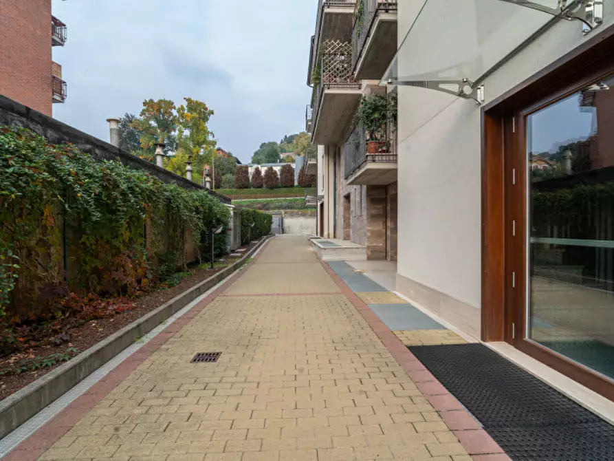 Immagine 6 di Appartamento in vendita  in strada di sassi 20 a Torino